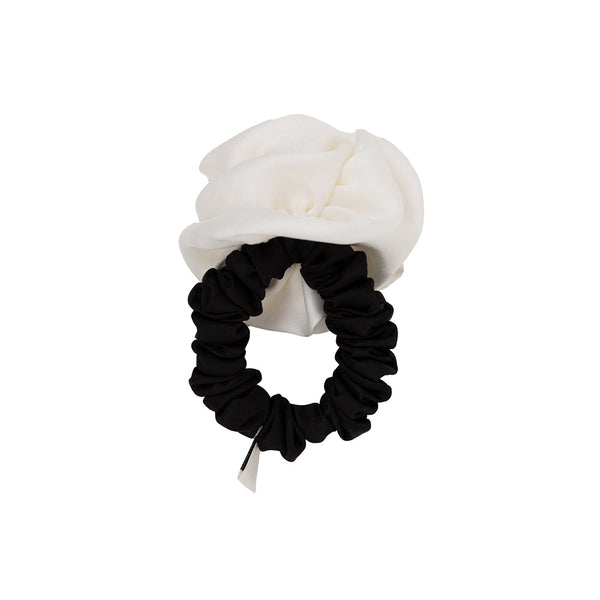 KIJUN SATIN CORSAGE SCRUNCHIE